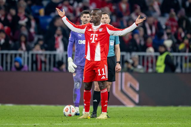 Nicolas Jackson leva cinco golos em 15 partidas pelos bávaros