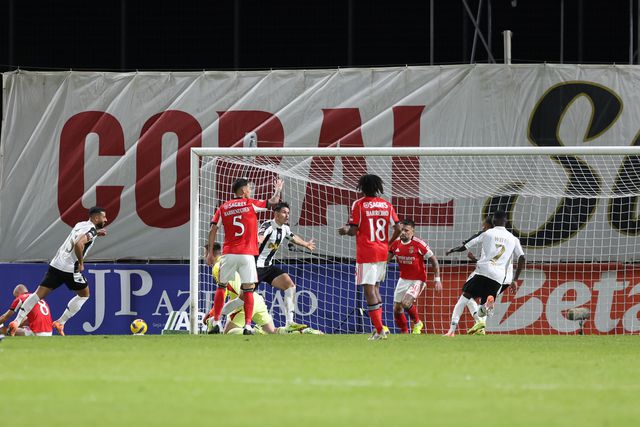 Nacional celebra o golo de Chuchu Ramírez. Foto Catarina Morais/Kapta+
