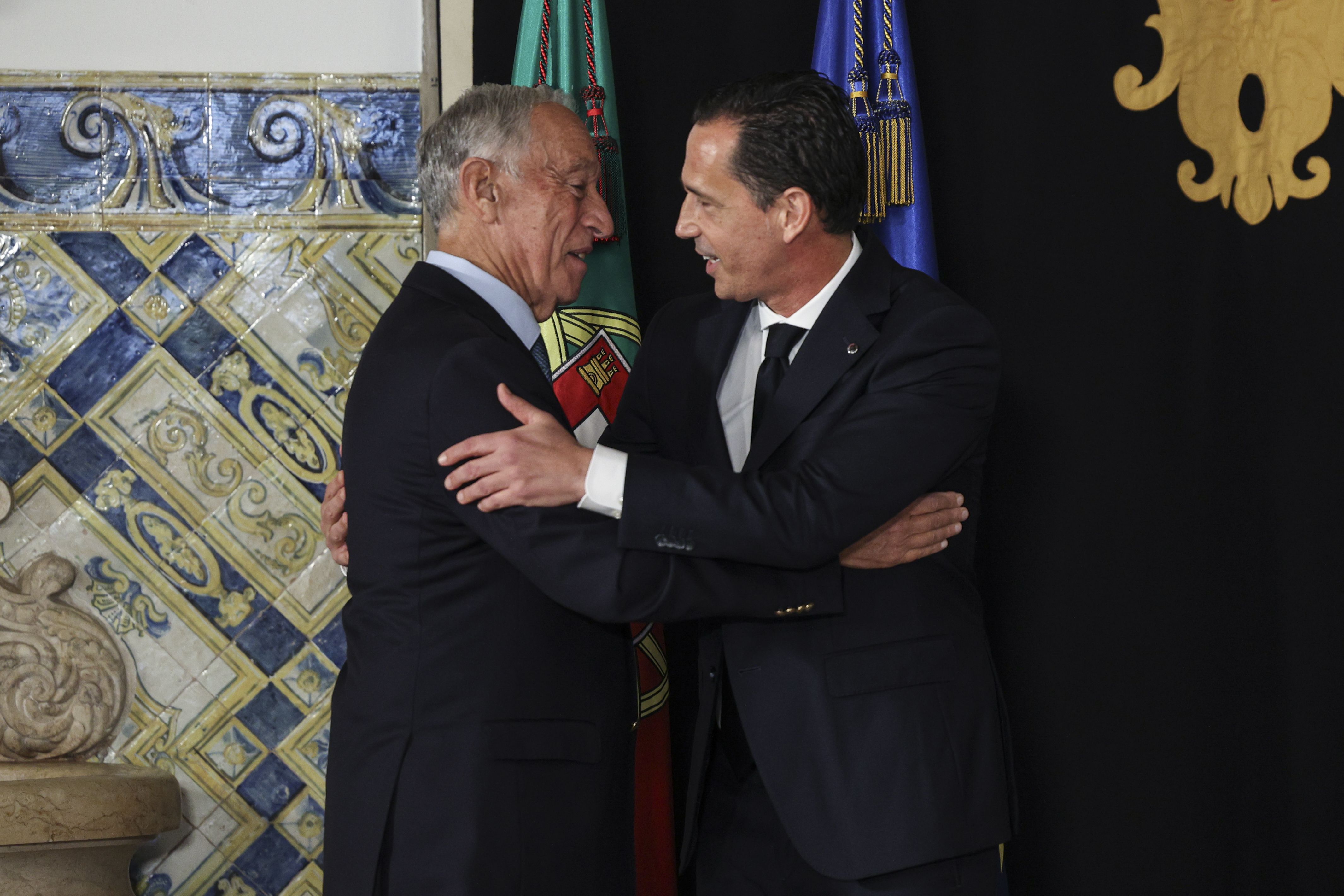 O Presidente da República, Marcelo Rebelo de Sousa, recebeu no Palácio de Belém a Seleção Nacional Sub-17 pela conquista do título mundial - Foto: MIGUEL A. LOPES/LUSA