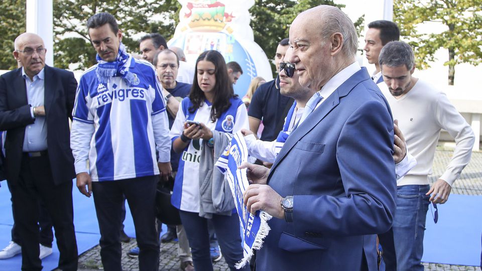 Pinto da Costa comprou mais ações da FC Porto SAD