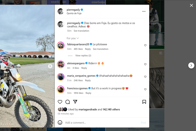 Pierre Gasly arrisca escrever em português e foi... (é melhor ver)