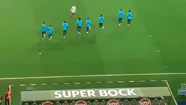 O aquecimento de FC Porto e Chaves