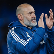 Nuno Espírito Santo a agradecer o apoio dos adeptos do Nottingham Forest