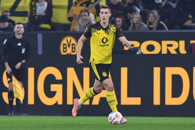 Schlotterbeck tem contrato com o Dortmund até 2027