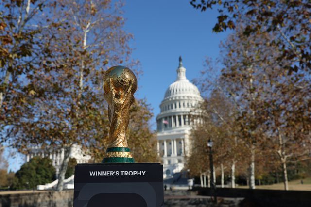 O troféu de campeão do mundo de futebol em Washington DC, nos EUA. Foto FIFA