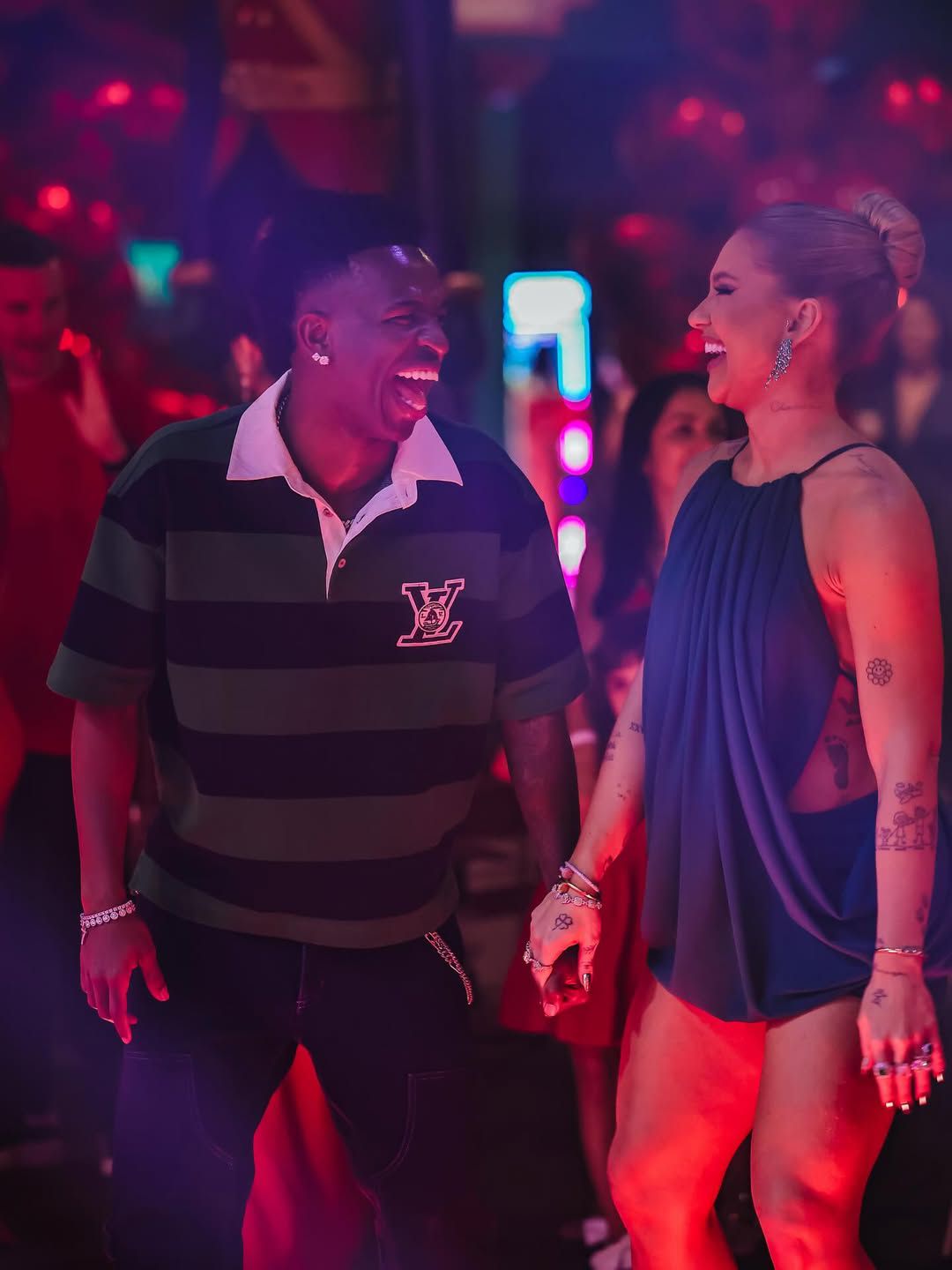 Vinícius Jr. com a namorada Virgínia no Rio de Janeiro - Foto: Vinícius Jr./Instagram