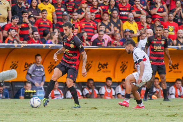 Sérgio Oliveira de saída do Sport