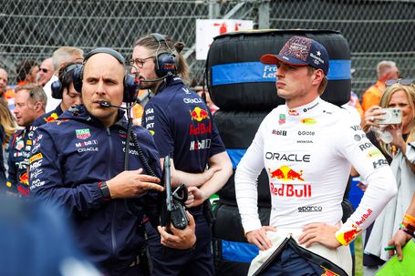 Verstappen pode perder voz-guia do 'tetra'