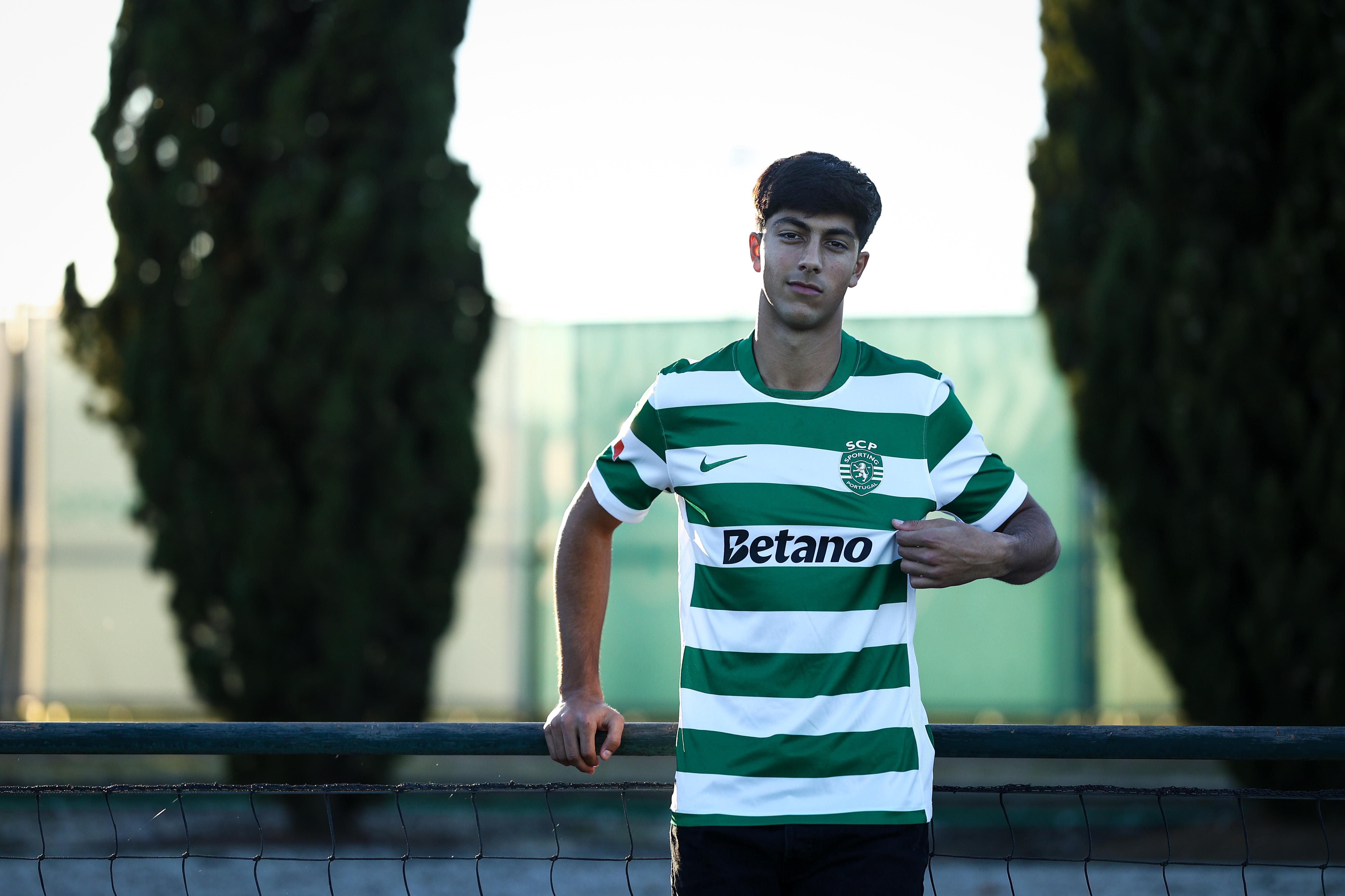 Eduardo Felicíssimo, médio de 19 anos - Foto: Sporting CP