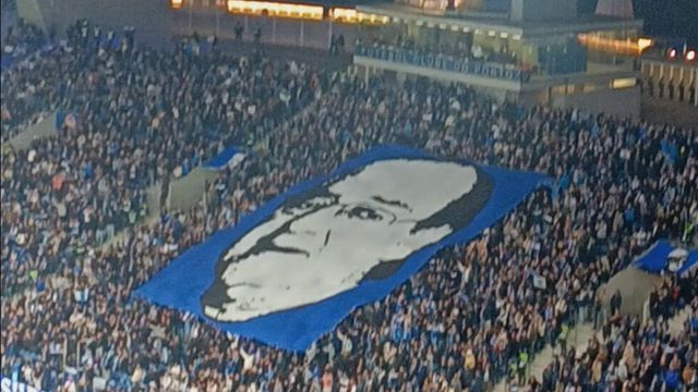 Homenagem a Pinto da Costa ao minuto 88 do FC Porto-Aves SAD