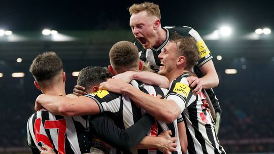 Premier League: Newcastle surpreende Aston Villa e Luton goleia Brighton