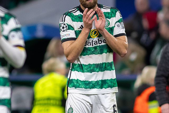 Mercado (oficial): Liverpool empresta Nathaniel Phillips ao Cardiff