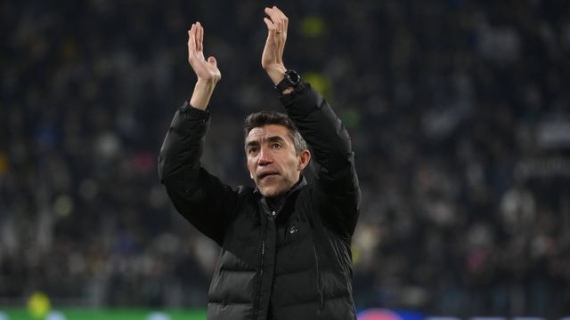 VÍDEO: Lage, como poucas vezes o vimos, a falar para os adeptos em Turim