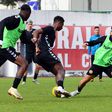 Jogadores do Nacional a treinarem no Estádio de Machico, às ordens de Tiago Margarido