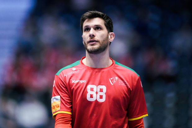 Fábio Magalhães com a camisola da Seleção de Portugal no Mundial de andebol