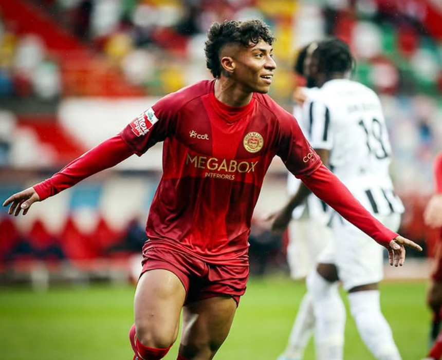 Alisson Santos é jogador do Vitória da Bahia, cedido ao UD Leiria, que está a ser negociado pelo Sporting