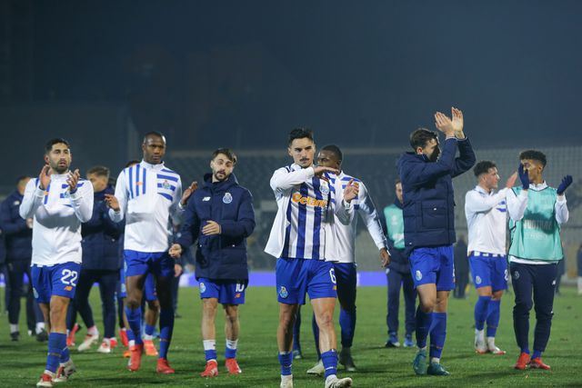 Serviços mínimos numa estreia para afastar fantasmas (crónica)