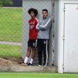 Tomás Tavares mantinha uma relação especial com Bruno Lage, que o lançou no plantel principal do Benfica (Foto A BOLA)