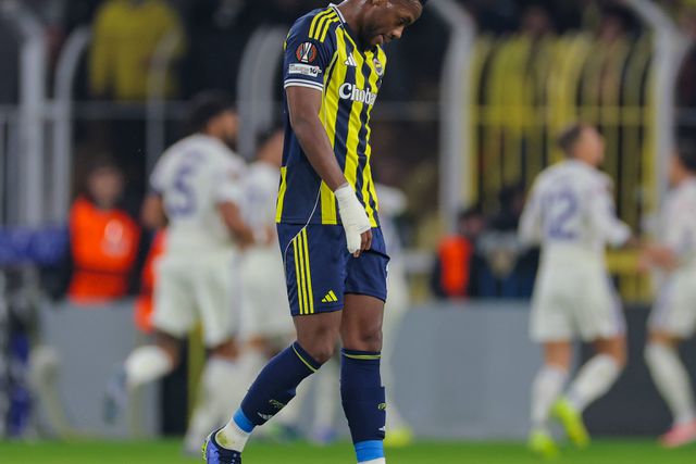 Jhon Durán, cedido pelo Al Nassr ao Fenerbahçe até ao final da época