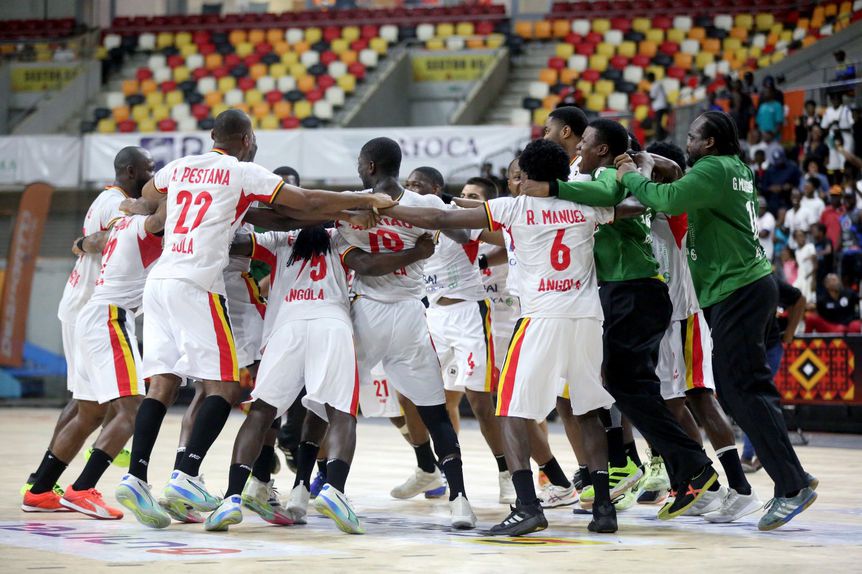 Festa angolana após vitória frente à Nigéria (25-20) no CAN e apuramento para Mundial