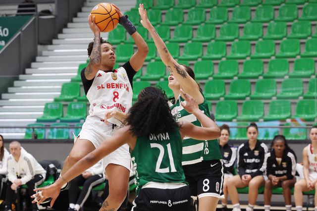 Benfica vence Sporting no João Rocha para a Liga feminina