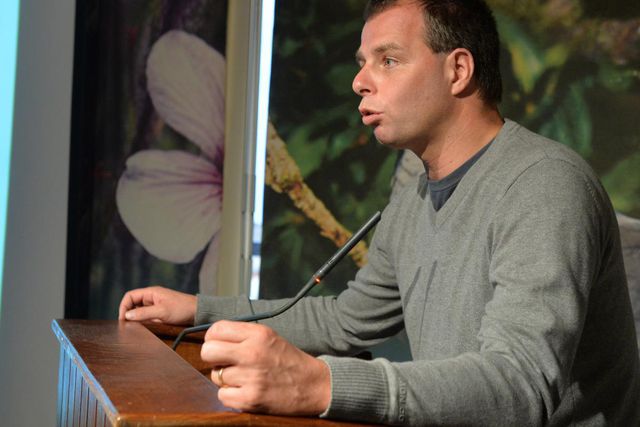 Miguel Arrobas é candidato à federação de natação