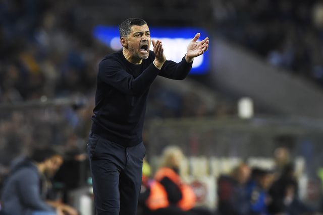 Italianos insistem: Milan à espera da conversa de Conceição e Villas-Boas