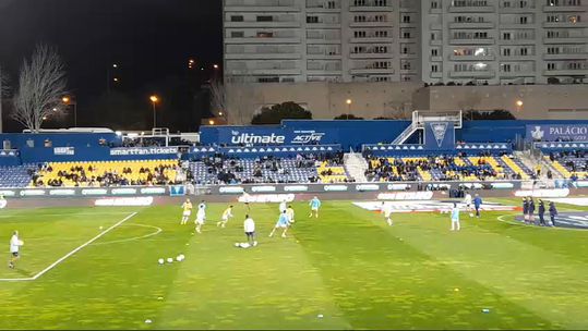 Dragões aquecem no Estádio António Coimbra da Mota