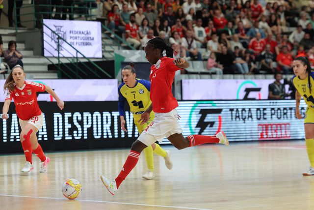Janice marca para o Benfica
