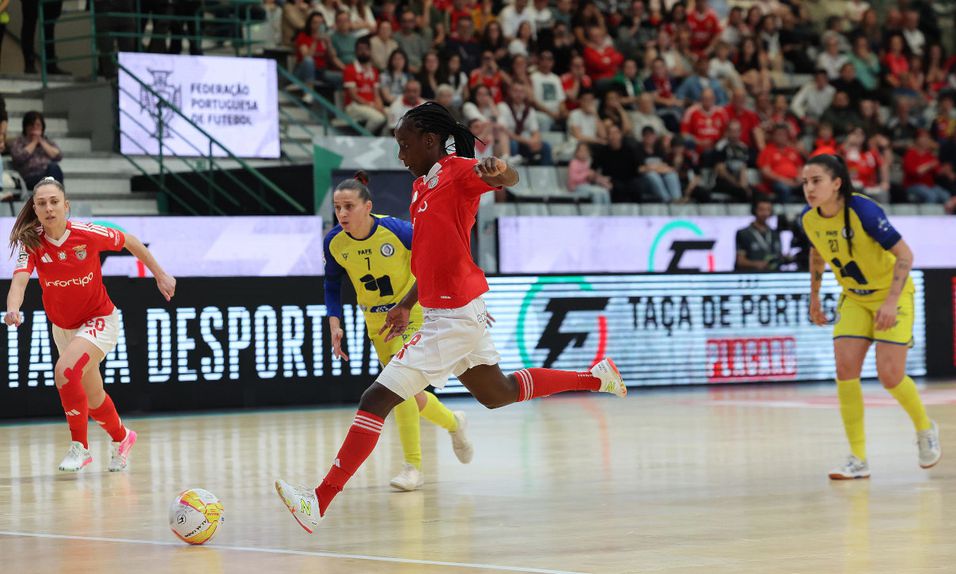 Janice marca para o Benfica