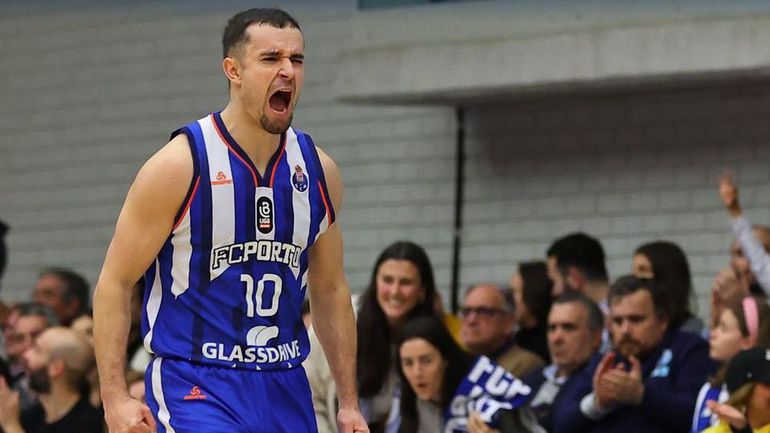 FC Porto bate Imortal no arranque do 'play-off'