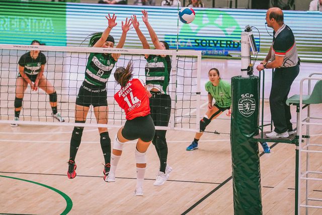 Sporting bate 'Guerreiras' numa tarde de muito trabalho