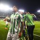Cucho Hernández celebra segundo golo do Betis diante do Sevilha