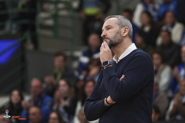 Basquetebol, treinador do FC Porto Fernando Sá, na final da Taça de Portugal 2024/25, em Matosinhos, Fotografia FPB
