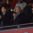 E quem paga é o futebol português. E o olimpismo, já agora...
