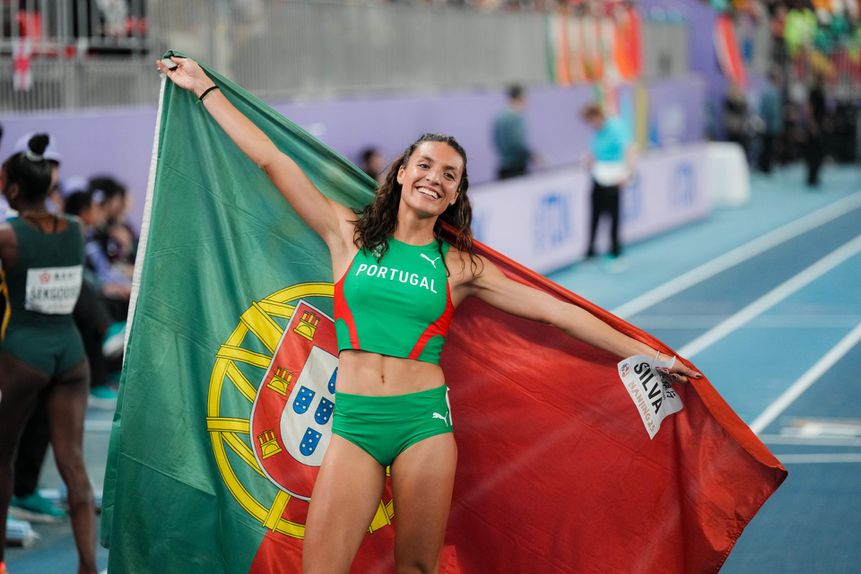 Patrícia Silva nos Mundiais de pista curta na China 2025. Foto FPAtletismo