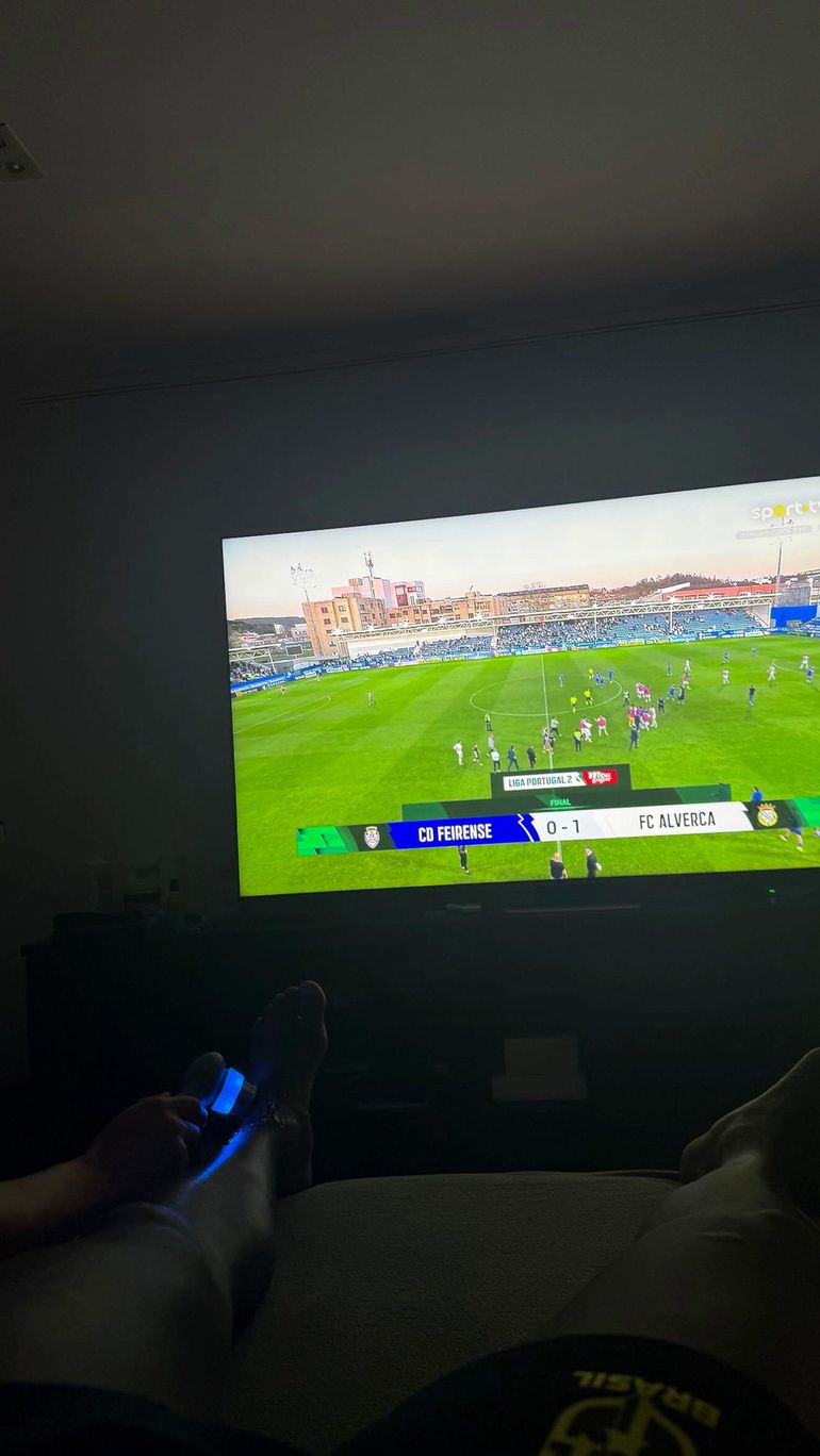 Vinícius Júnior atento ao Alverca
