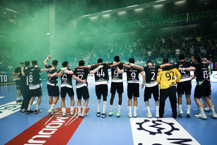 Foto da equipa de andebol do Sporting. Foto Sporting/EHF