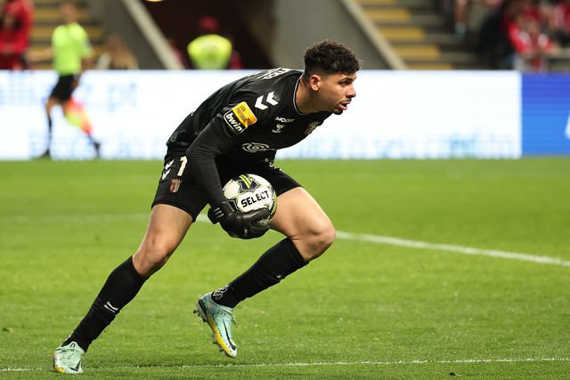 Matheus Magalhães, guarda-redes cedido pelo SC Braga ao Ajax (Foto: Eduardo Oliveira/A BOLA)