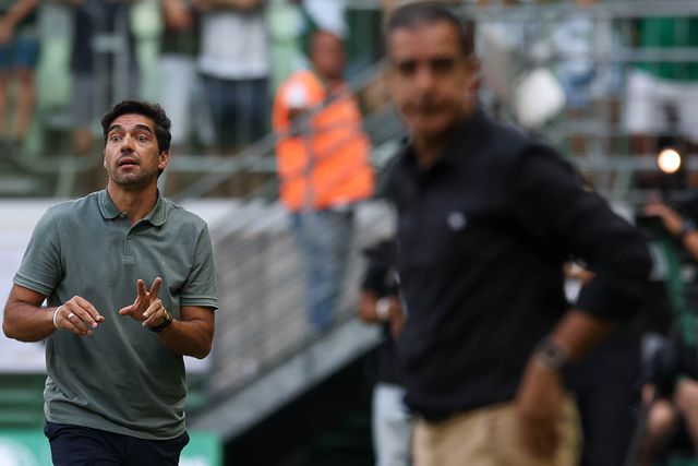 Renato Paiva troca mensagens com Abel: «Importante para o futebol brasileiro»