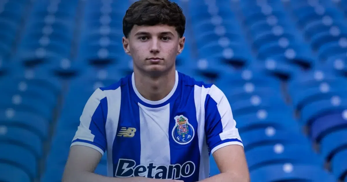 Oficial: Tiago Silva renova pelo FC Porto até 2031