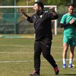Gonçalo Feio não tem poupado nas intervenções durante os treinos - Foto: Tondela