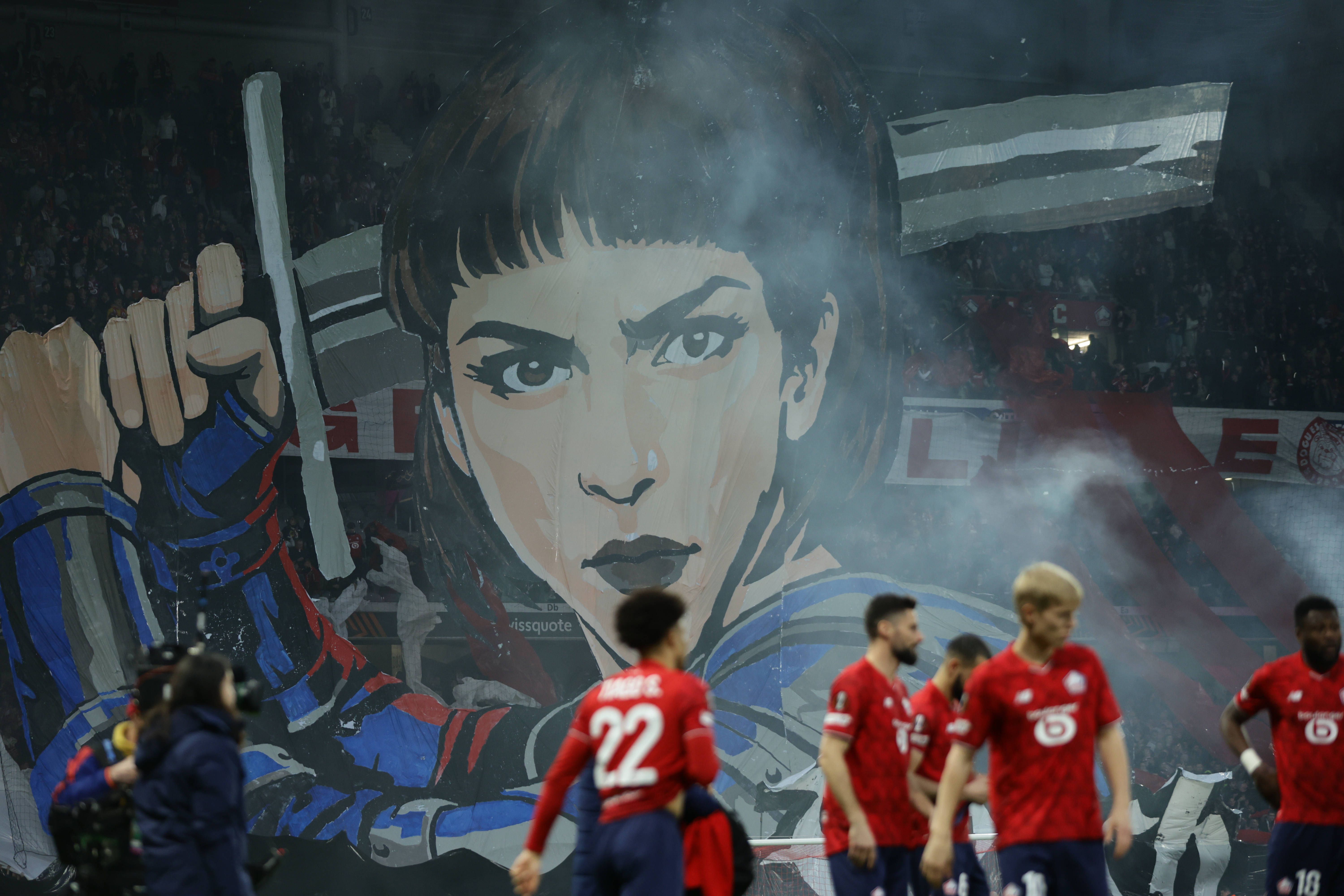 Tifo do Lille com Joana d' Arc