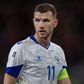 Edin Dzeko, capitão da Bósnia, fez o golo no País de Gales que levou o jogo a prolongamento