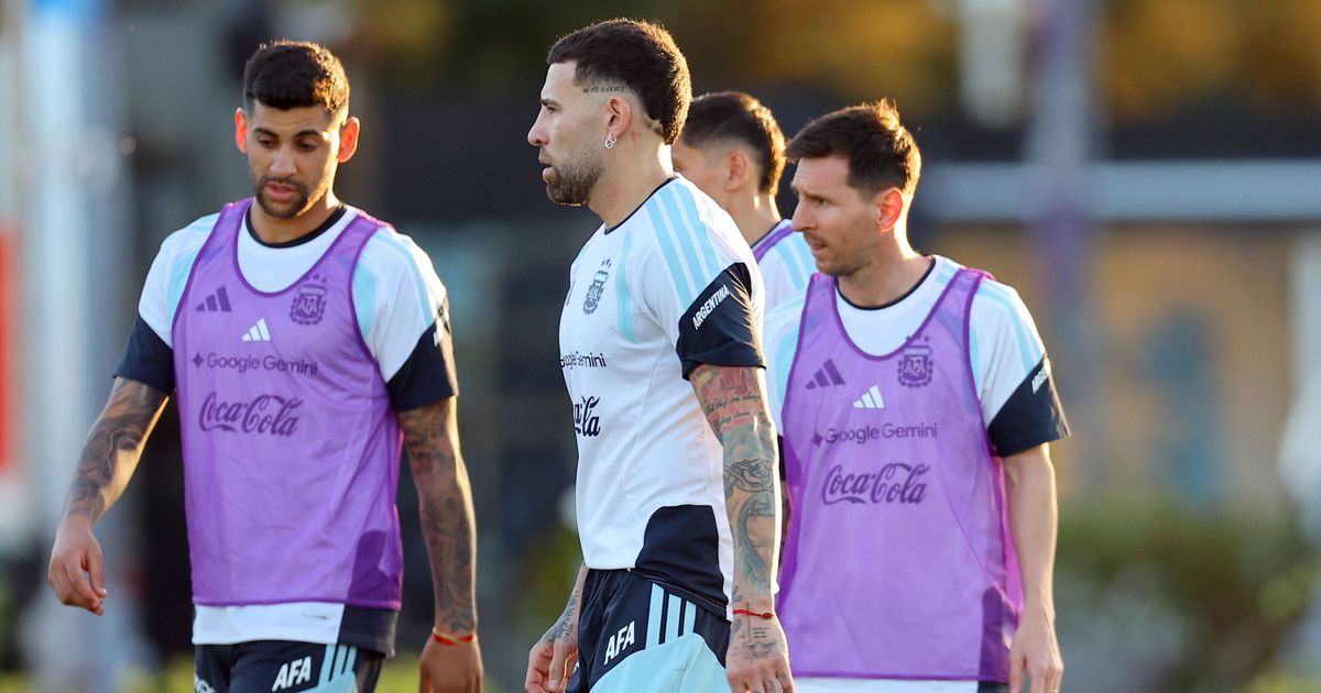 Scaloni confirma regresso de Otamendi: «Merece jogar...»