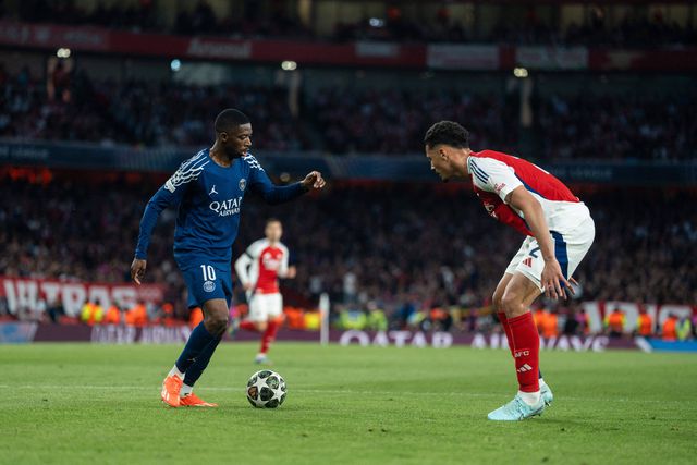 Saliba com Dembélé