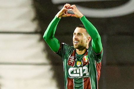 Kikas lembra o 2-0 ao FC Porto: «Uma tarde à Estrela e que se repita sucesso do ano passado»