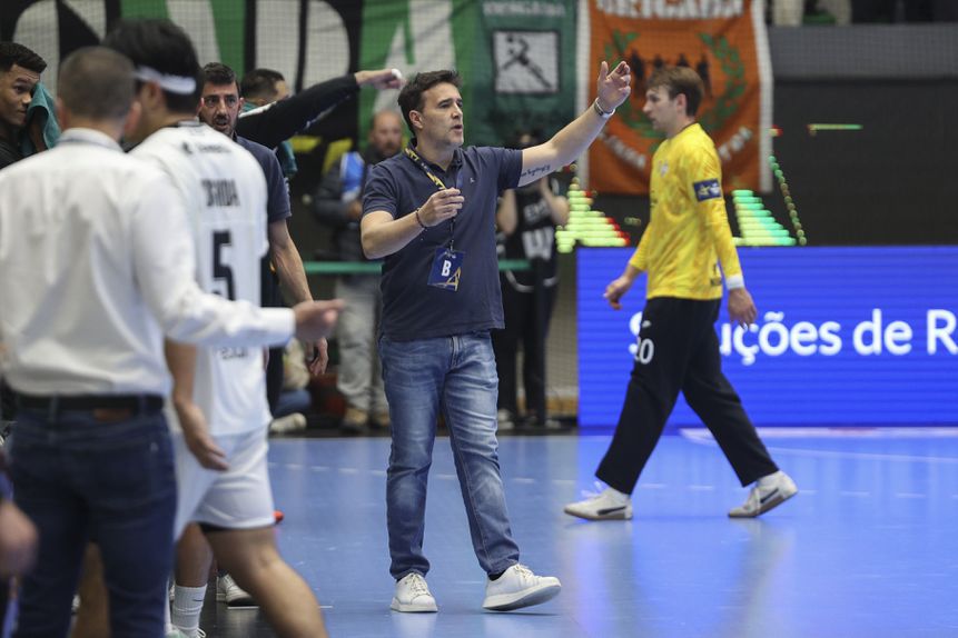 Ricardo Costa salienta percurso do Sporting (Foto: MIGUEL A. LOPES)