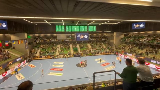 O ambiente no João Rocha para o Sporting-Nantes