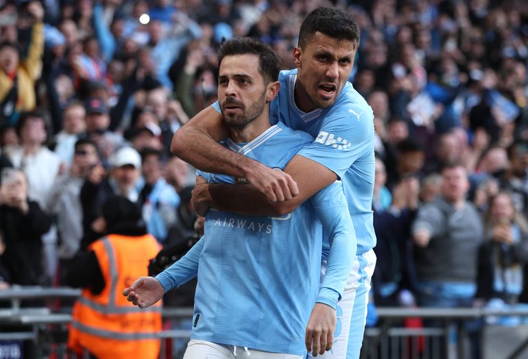 Rodri está de volta aos treinos no Man. City